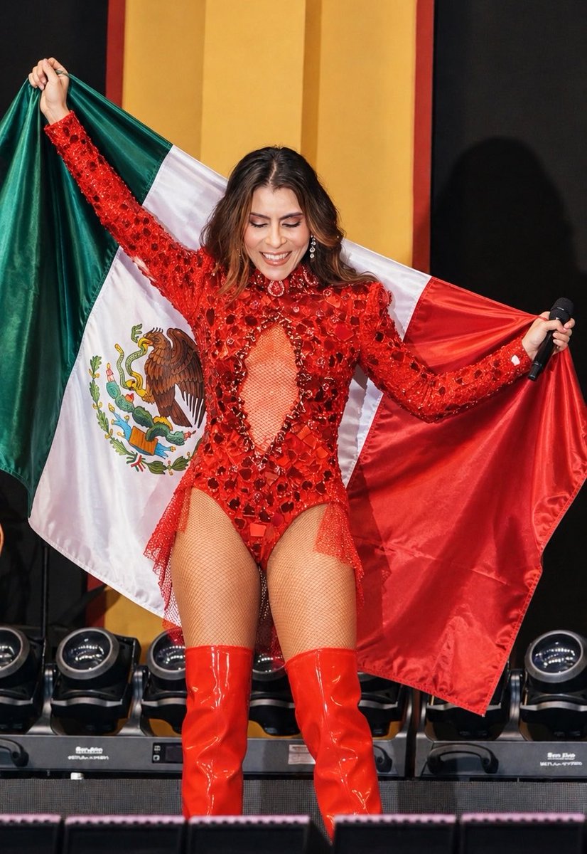 MariaLeonMexico's tweet photo. Que viva María León, Miguel Hidalgo nunca me hubiera cantado “Inquebrantable” https://t.co/MDOzyOdIlg