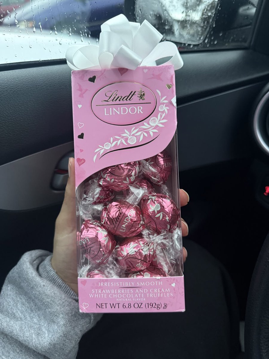 LUMIFLOWERP's tweet photo. ✿ 𝐏𝐞𝐝𝐢𝐝𝐨: Combo Pink

✿ 𝐃𝐞: 💛 

✿ 𝐏𝐚𝐫𝐚: @venuznetuno 

💌: ❝ Oi carino, um simples gesto pra você saber que estou pensando em você, espero que goste de tulipas e um passarinho me contou que você tá com hiperfoco em rosa RS ❞ https://t.co/bRw043yHJP