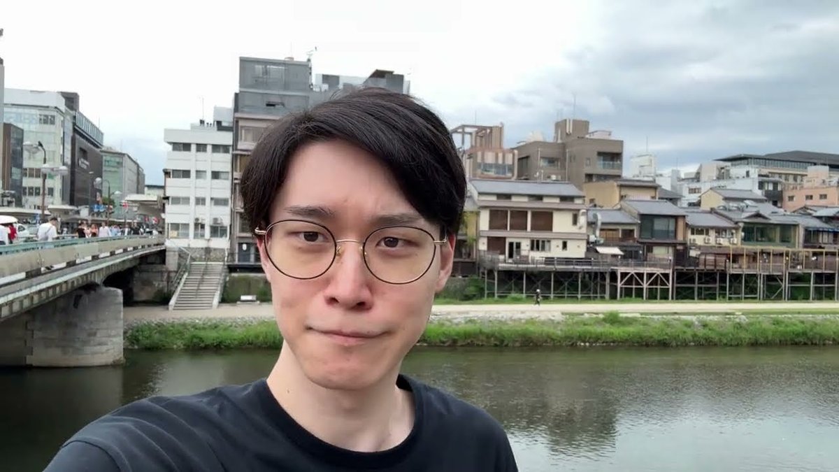 ZebraShoma7's tweet photo. ライバロリの事をもっと知るために京都の聖地『鴨川』にわざわざ来てみた https://t.co/duqMM2N1lv @YouTubeより https://t.co/YhbcTggs4u