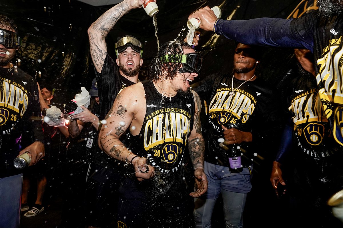 Brewers's tweet photo. The FIRST 4-Peat in NL Central History 🏆🏆🏆🏆 https://t.co/bGqVpvHST2