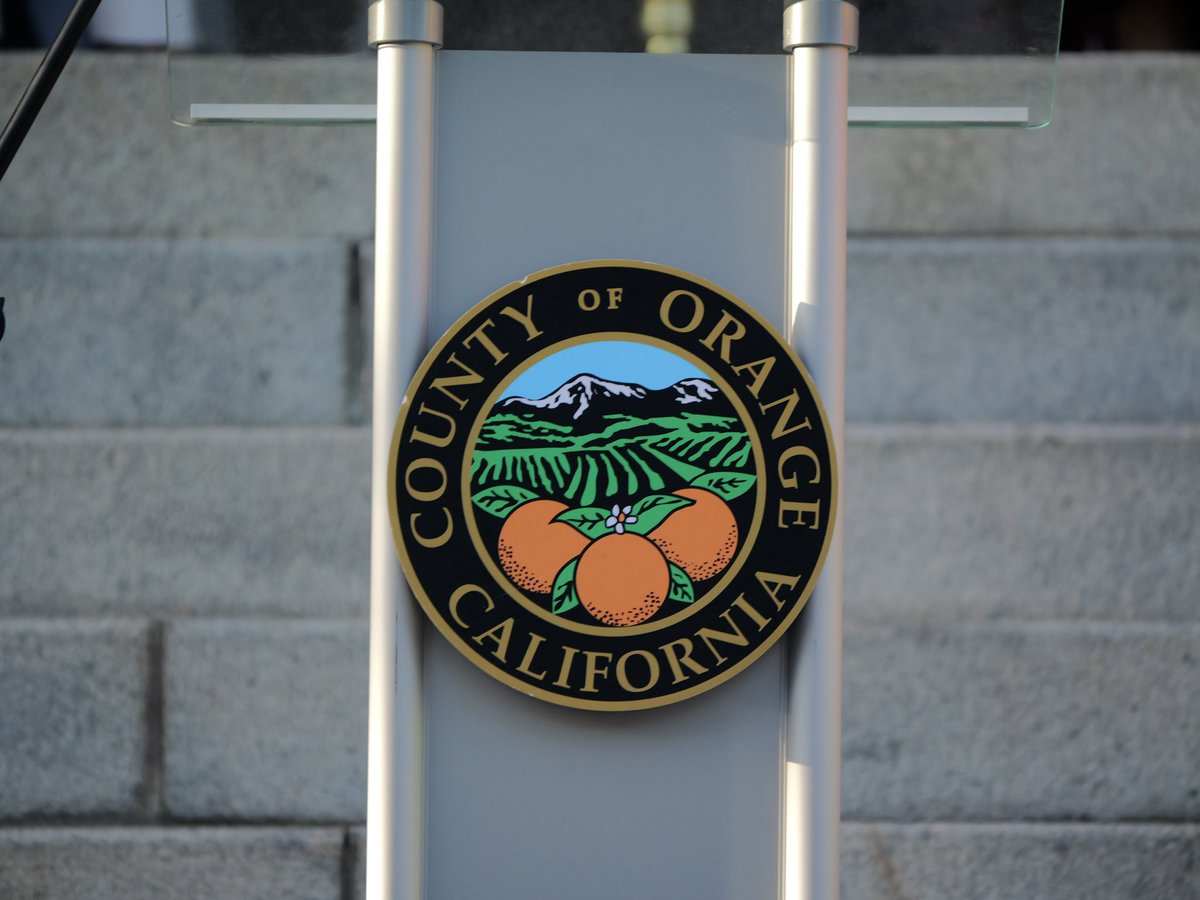 Penmanshipprod's tweet photo. Santa Ana Ca.

9/15/26
Mexican Independence Day Ceremony at Orange County Old Courthouse 

#penmanshipproduction
#photojournalism
#onlinenews
#newsonline
@ocregister @latimes @nytimes @VICE @AP @CityofSantaAna https://t.co/SoIQRJoXJO