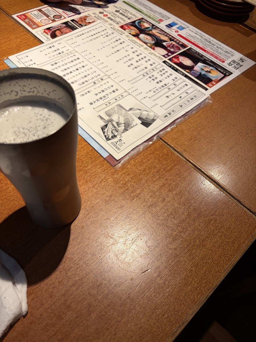 pokeka0724's tweet photo. 東京で昼飲み！ https://t.co/lHkbCcsE0L