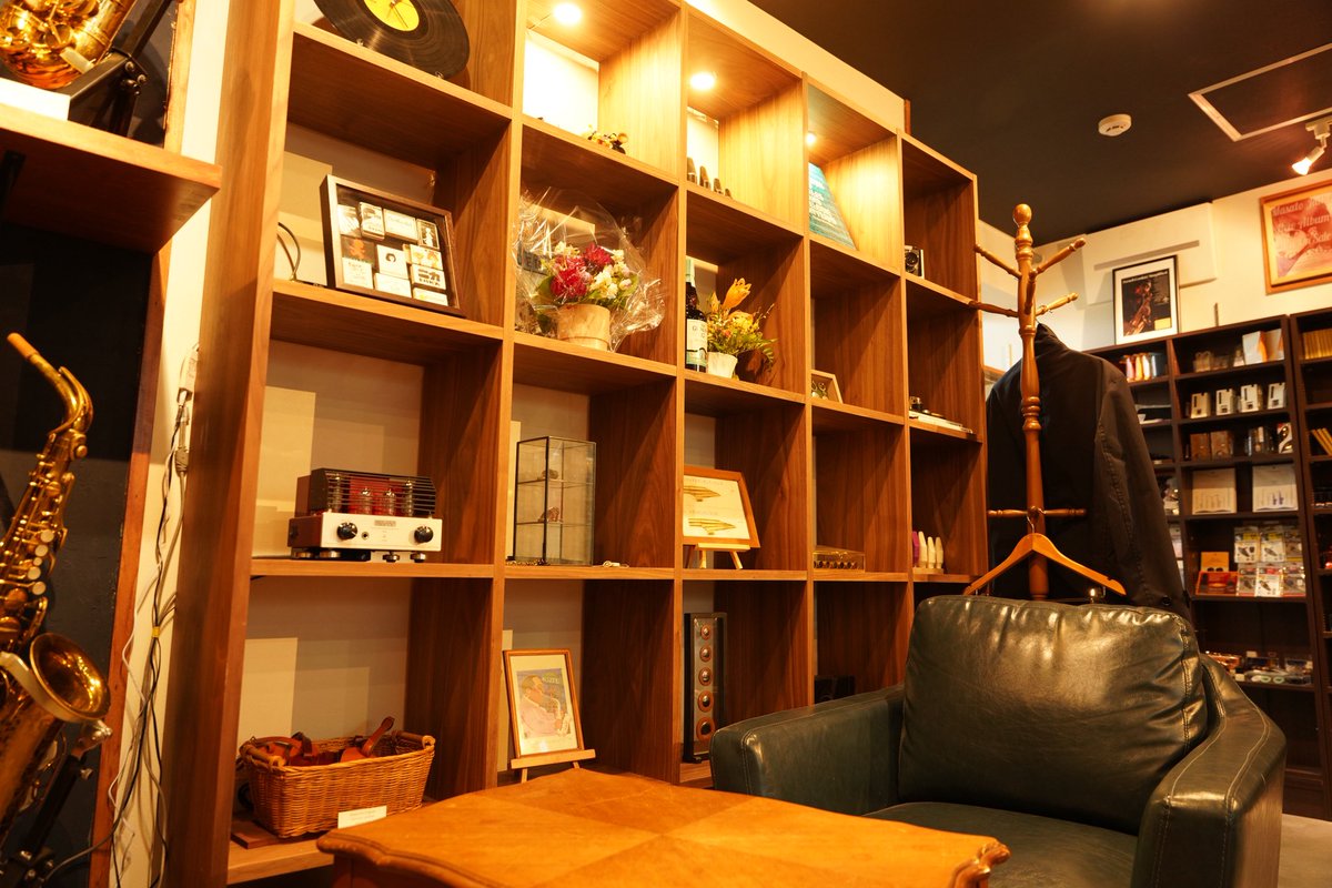 Brasswork_ot's tweet photo. 【営業時間のお知らせ】

誠に勝手ながら本日9/16(水)は18:00閉店とさせていただきます。
ご迷惑をおかけしますが、よろしくお願いいたします。 https://t.co/5pC3EgH13m