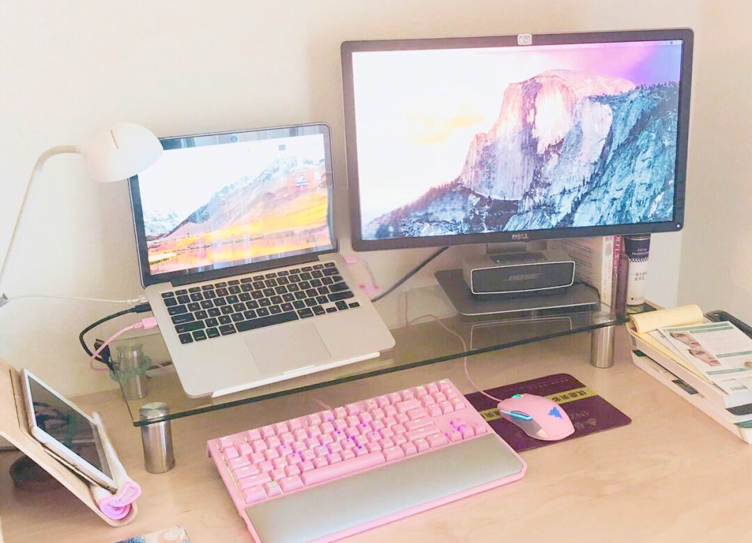 trutn542006's tweet photo. A tidy, sunlit desk with a wireless keyboard, a small succulent, and a stack of well-organized notes makes every workday feel smooth and cozy , https://t.co/ln5wPatPua