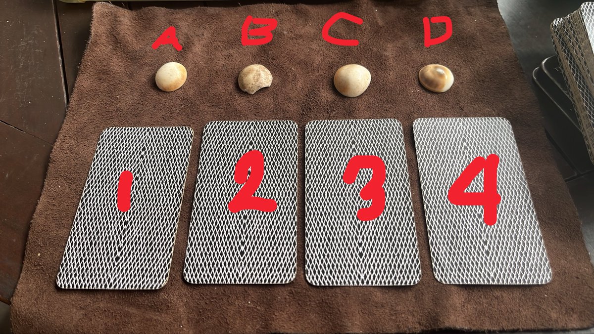 thethirdmuse's tweet photo. ✨Free Reading Tarot✨ 

Sore ini simple aja. Pesan semesta buat kamu sekarang

1. Moots only
2. Reply pilihanmu (1D,3A, etc)
3. Tunggu yah satu2

Qrt and likes will be much appreciated!

#bealanja #zonauang https://t.co/vFm0Tk7a1k