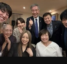 mGvdSIrhjV66696's tweet photo. 参政党界隈にはいつも安倍昭恵☠️ https://t.co/A37h4JzwIp