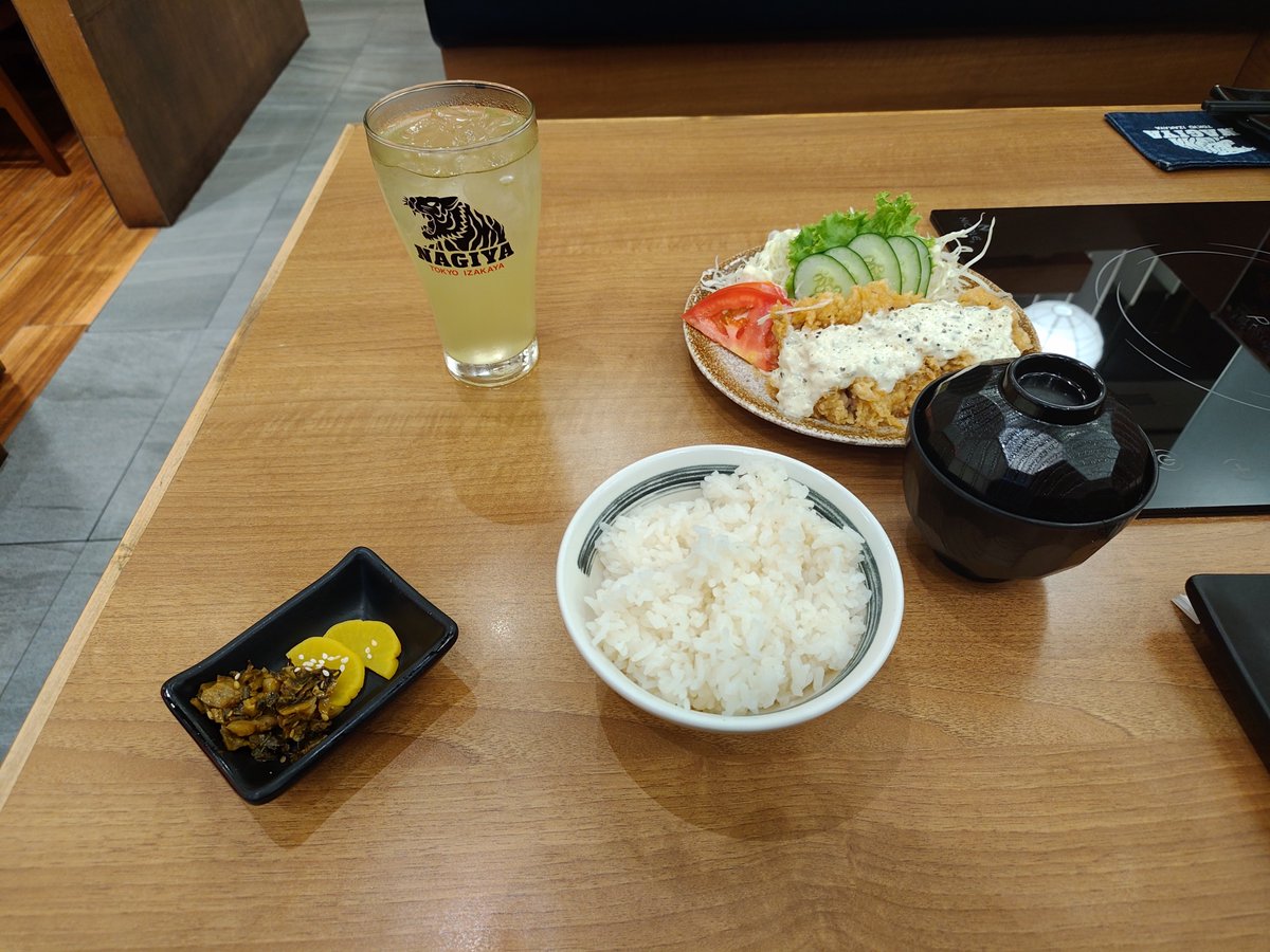 tibiporo's tweet photo. タイにドンキあった！
タイ語だらけかなと思ったら意外と日本語の表記あってなんかテンション上がるw https://t.co/gjinp9GAZp