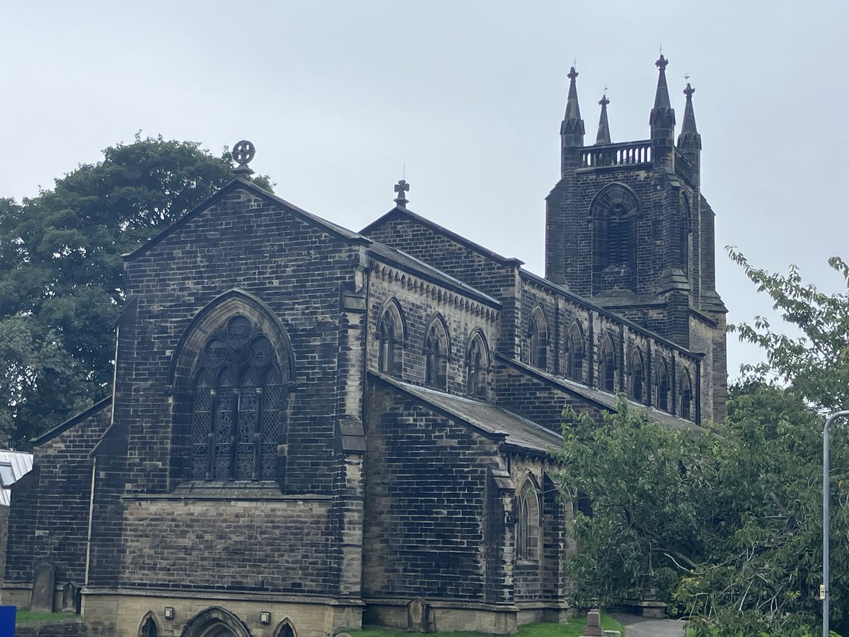 dweller12668's tweet photo. Christ Church, Skipton, Yorkshire https://t.co/cC0ELW92NB