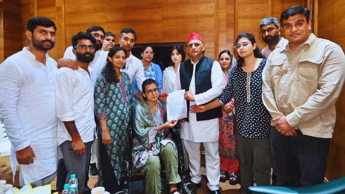 MindOn_Mute's tweet photo. अखिलेश यादव का अपना वर्चस्व तो खत्म हो चुका है, अब वर्चस्व ही नहीं रहा तो उसकी बातों का कोई प्रभाव भी नहीं बचा, इसीलिए अब ये अपना प्रभाव बढ़ाने के लिए राष्ट्रविरोधी तत्वों और CJP-AISA जैसे राष्ट्रविरोधी समूहों का समर्थन ले रहा है https://t.co/KG0pku84hx