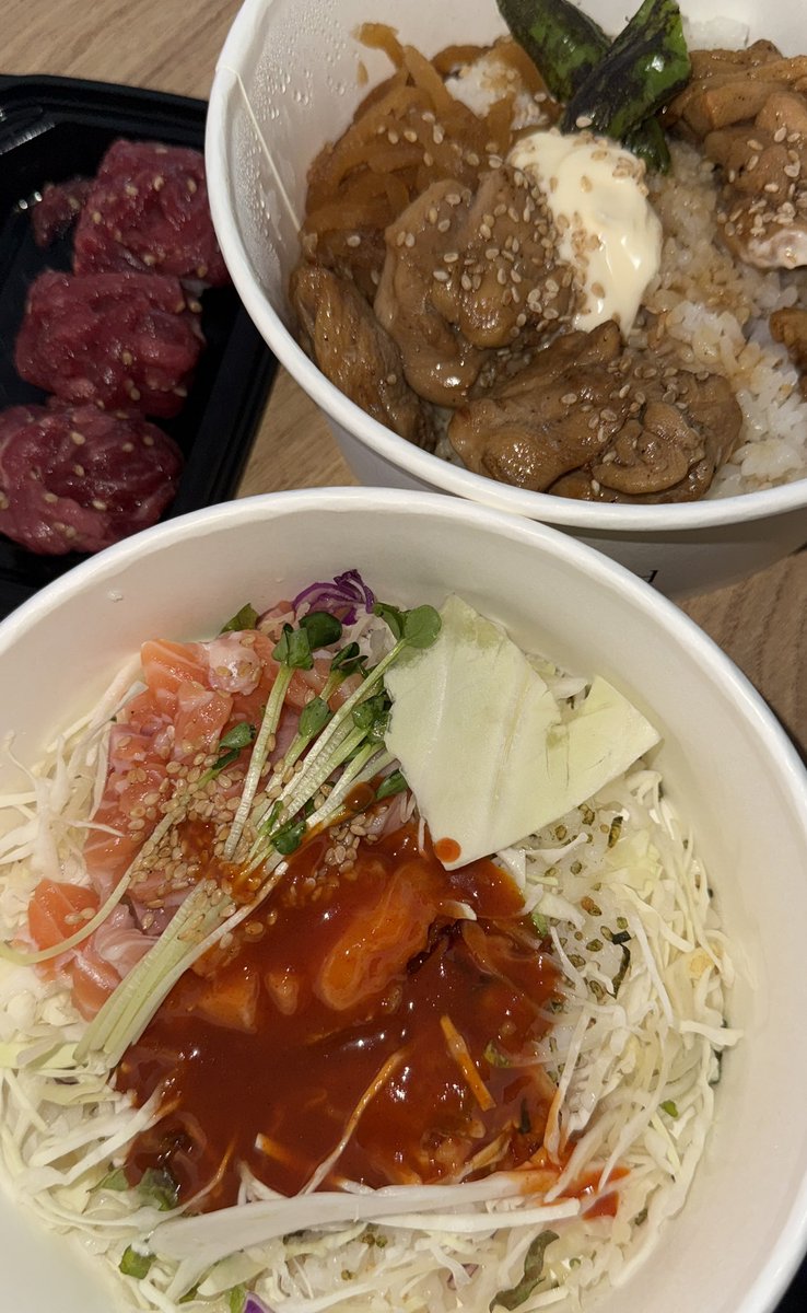 eoldae's tweet photo. 얼대 저녁 육바연 먹. https://t.co/94Vh128ech