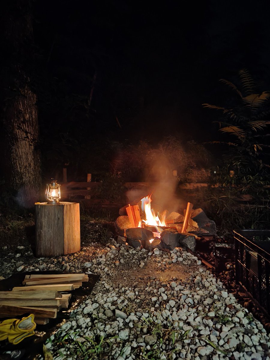 QR_Z_camp's tweet photo. つかの間の晴れ間を狙って、千葉県御宿町にある「プラネットキャンプフィールド」でキャンプを楽しんできました⛺️
しかし、撤収時は土砂降りの雨☔️
今月は毎日雨ばかりで憂鬱になりますね😩

#ソロキャンプ
#プラネットキャンプフィールド
#長雨 https://t.co/XPK0u005ez