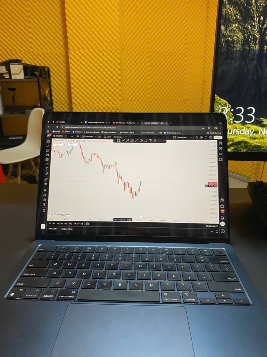 TraderTeaH2T's tweet photo. Honestly, after four years of trading, I still feel almost clueless when it comes to predicting price.

I don’t know how far the market will move. I don’t know whether my next trade will win or lose. And even now, I don’t know if I’ll ever succeed at this.

But I do know what these years have cost me.

Money is the easiest loss to measure. Everything else wore me down slowly. My physical health declined. I struggled emotionally. There was constant stress, severe insomnia, and stomach pain that kept getting worse. Whenever the market moved against my position, I would clench my jaw and grind my teeth, often without even realizing it. It got bad enough that I started feeling like I was damaging my teeth.

What hurts the most is the time I missed with my family.

I wasn’t around enough to care for my mom while she was still here. Now she’s gone, and I don’t get another chance.

I wasn’t there for my dad when he felt down. I didn’t give my girlfriend the attention and care she needed when she was sick. I spent so much time watching every move on a screen while the people I loved needed me to be present.

I don’t want to call any of that “the price of success.” I don’t even know if success is waiting for me. And even if I make money someday, that won’t make those losses worth it.

This is what my experience with trading has been. Writing it down, I mostly feel sadness and regret.

After four years, I still don’t know where this road will lead. But I’m starting to ask myself: if I keep living this way, how much more of my life am I going to miss?
#TradingJourney #TraderLife #TradingPsychology #MentalHealthMatters #LifeBeyondTrading #FamilyFirst #PeaceOfMind