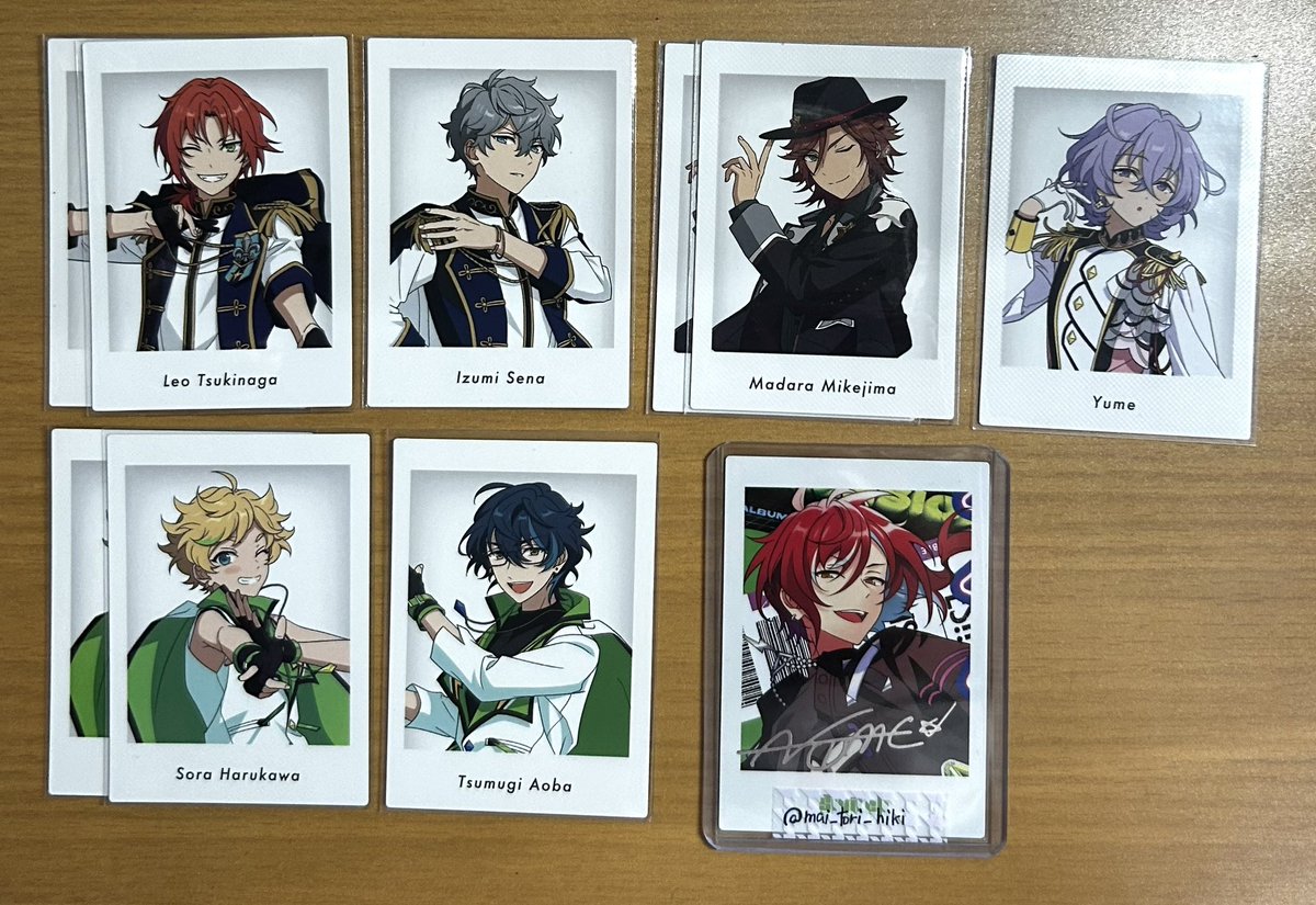 mai_tori_hiki's tweet photo. 交換 あんスタ ぱしゃっつ 特典

【譲】弓弦 桃李 スバル 真緒 真 千秋 奏汰 忍 一彩 藍良 マヨイ 巽 日和 ジュン HiMERU こはく ひなた ゆうた 宗 みか 零 薫 晃�� アドニス 光 颯馬 紅郎 維吹 ジュイス 舞珠 レオ 泉 斑 ユメ 宙 つむぎ

【求】チトセ 夏目

メロアスはチトセとの交換のみ

↓ https://t.co/dzuySx6Io5