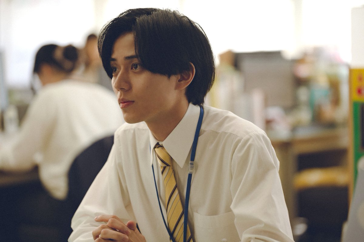 oricon's tweet photo. 阿部寛、キンプリ永瀬廉と映画初共演❗️
映画『ハッピーリスト』来年2/5(金)公開
⠀
《人生の新人》59歳と《人生の迷子》24歳
“やりたいことリスト”がつなぐ友情と希望の物語
⠀
【📽️特報映像＆コメント】
「永瀬君がとても繊細に積み重ねてくれた」
https://t.co/r7chpmgI1a
⠀
＠happylist_movie https://t.co/vblBBbWvj0