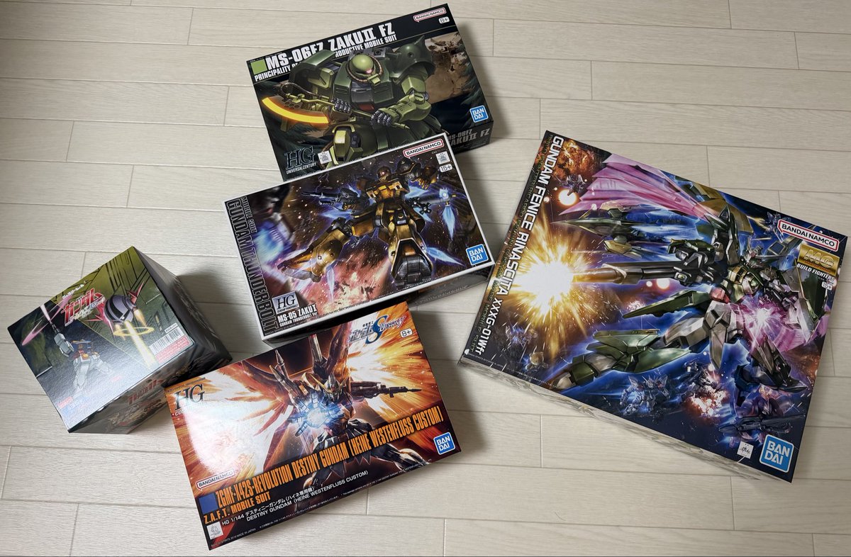 pito_ch's tweet photo. 最近の🤖
最初の10枚でいきなりダブり😭
リゼルここまで
#ガンプラ初心者 #積みプラ
#ガンダムベース https://t.co/W3YrGhPuJs