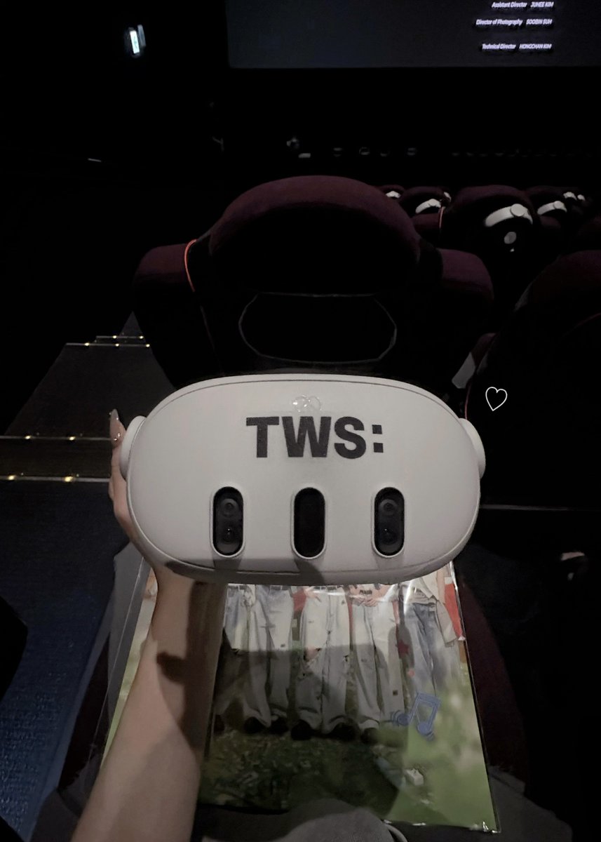 2oo5jae's tweet photo. #TWS_VRConcert  #RUSH_ROAD 💕 https://t.co/JjGlkUHWJW
