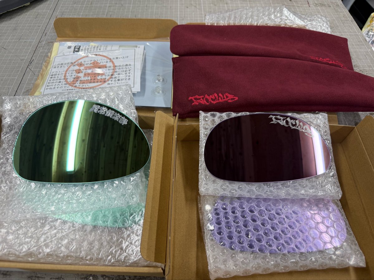 ijo_club's tweet photo. エスコペでオーダーいただいたカラーミラーが届きました‼︎

カラーミラーは、ご依頼から完成まで1〜2ヶ月ほどかかります。
気になっている方は、ぜひお早めにオーダーください🙇‍♂️

こちらの発送をもちまして、エスコペでいただいたオーダー品はすべて発送完了です！

たくさんのオーダー、本当にありがとうございました✨