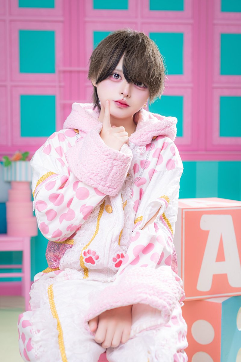feaferi_1218's tweet photo. ♥═━┈♡═━┈♥═━┈♡═━┈

𝟮𝟬𝟮𝟲.𝟭𝟬.𝟭𝟱   𝗣.𝗔.𝗥.𝗠.𝗦 𝗔𝗞𝗜𝗛𝗔𝗕𝗔𝗥𝗔
          🐈‍⬛ 新体制𝗩𝗜𝗦𝗨𝗔𝗟②🐈‍⬛

🐾　るな💛
🐾　 @feaferi_luna 

🐾　ひおん🩷
🐾　@feaferi_pi 

𝗥𝗣 + ♡ = 𝟱𝟬𝟬
= 𝗡𝗲𝘅𝘁 𝗺𝗲𝗺𝗯𝗲𝗿🩵💜

♡═━┈♥═━┈♡═━┈♥═━┈ https://t.co/XRDMSvkAN0