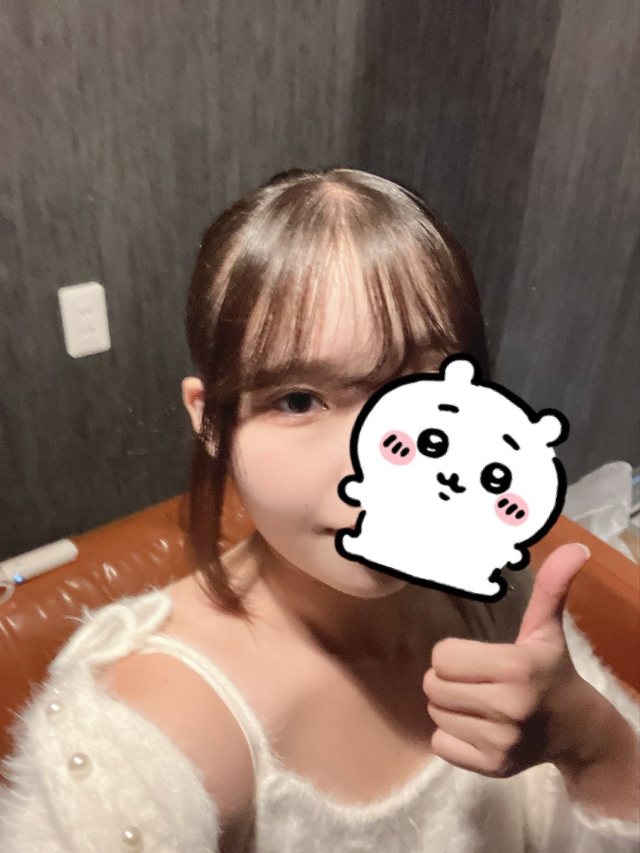 nnm_0619's tweet photo. ひとまず今日の18:00-22:00で連勤終わり！

あとは明後日からまた頑張る！

おやすみまえでテンション上がってる私と話しましょー！

 #ガルバ  #ガールズバー  #ガルバ嬢 https://t.co/uuaiALRt7l