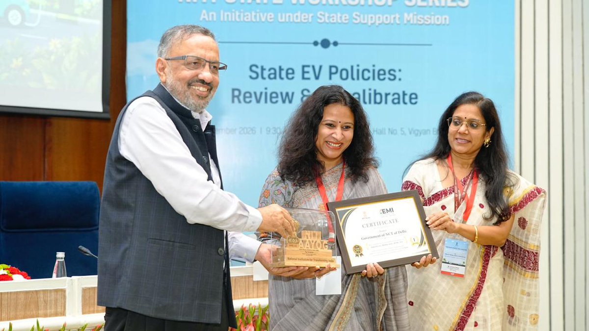 TptDeptDelhi's tweet photo. Delhi leads the India Electric Mobility Index (IEMI) 2025 securing a score of 84/100. 
A strong recognition of Delhi’s continued progress towards cleaner, smarter and sustainable mobility, driven by policy, adoption, infrastructure and innovation.

#IEMI2025 #ElectricMobility https://t.co/0MTibL33Y5