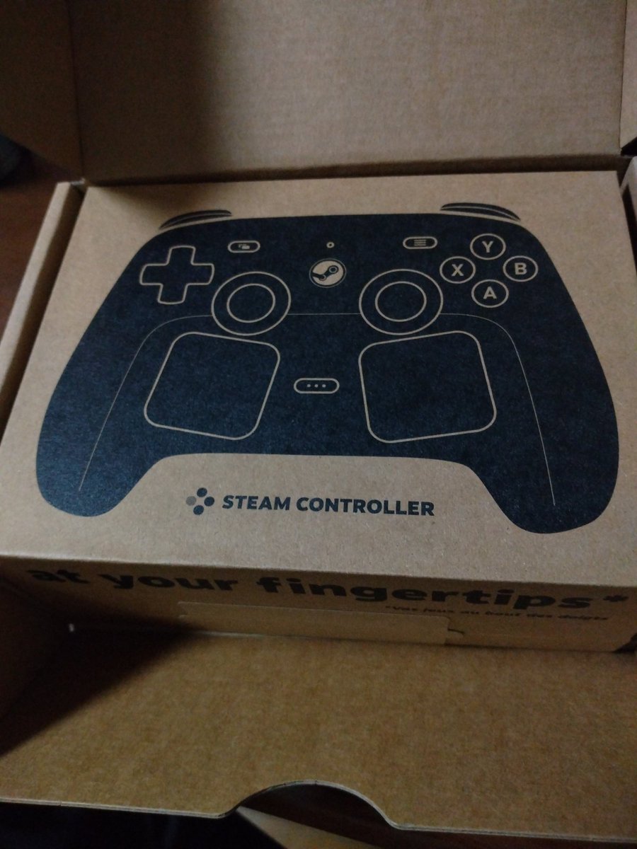 geneshigame's tweet photo. 新しいコントローラー届いた！ https://t.co/GDUUbEm8l5