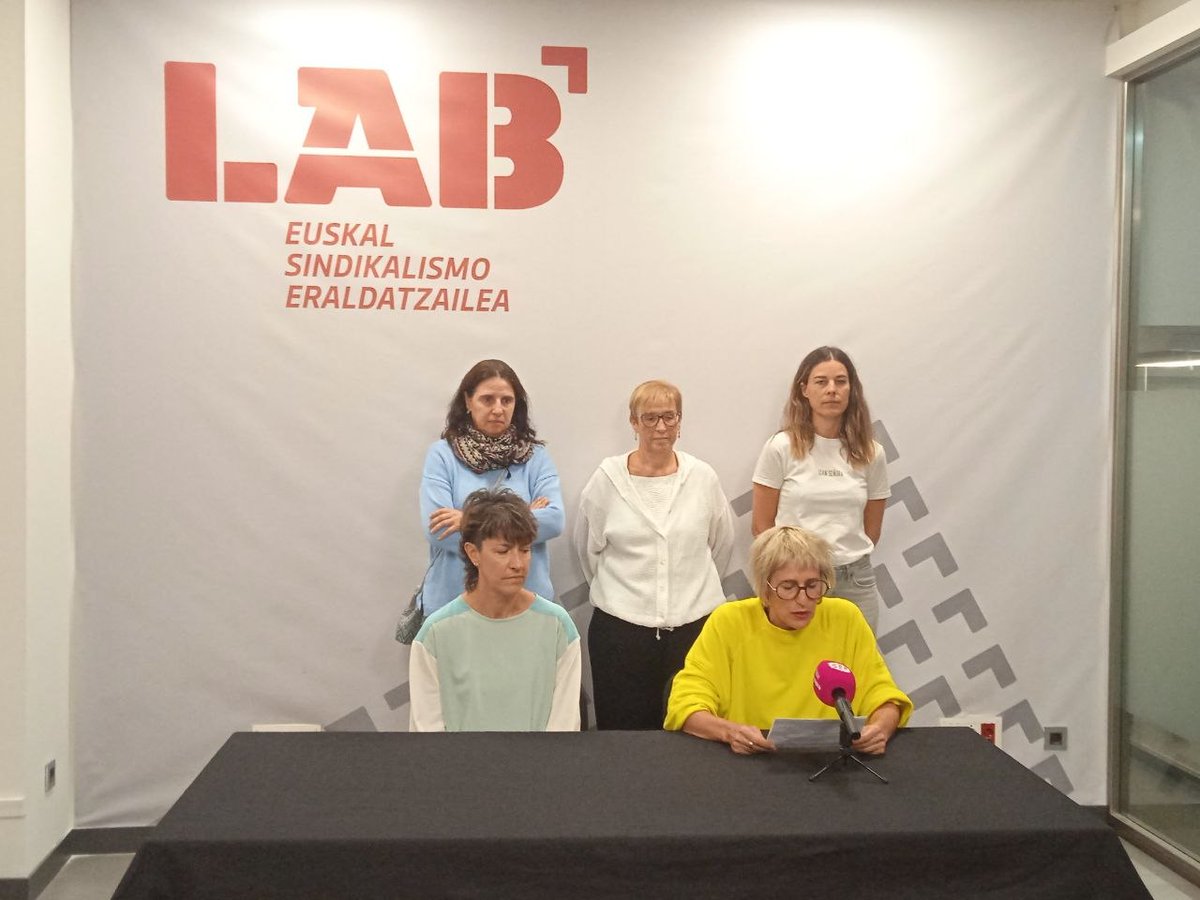 LABsindikatua's tweet photo. Exigimos equiparar al sector de la discapacidad con la Administración para avanzar hacia un sistema público de cuidados

Reclamamos la subrogación del personal privatizado a la Agencia Navarra de Autonomía y Desarrollo de las Personas

🔗 https://t.co/gzYDBc4tuG https://t.co/ba6rGNWRFG