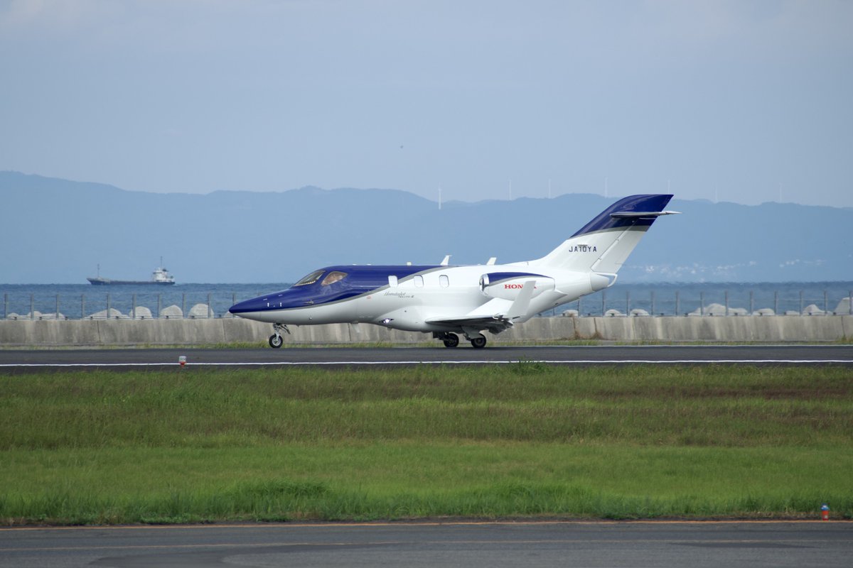 Dash828_'s tweet photo. 2026/09/16 RJFO/OIT
Only You Air
Honda HA-420 HondaJet ELITE Ⅱ
JA10YA
初撮影のJA10YA
#RJFO #大分空港 #オンリーユーエア #JA10YA #HondaJet https://t.co/FqVnkW3UhD