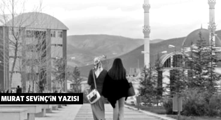 DikenComTr's tweet photo. Arşivden | Tuğba Tekerek’in çarpıcı kitabı, AKP’nin arka bahçelerinden taşra üniversitelerinin söz konusu iki amaca, ‘maddi kazanç elde etme’ ve ‘dinselleştirmeye’ nasıl hizmet ettiğini büyük başarıyla anlatıyor  

✍️ Murat Sevinç yazdı

https://t.co/5I0u8g5FSp https://t.co/8Ln1tN4DEP
