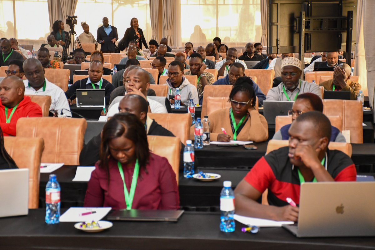 nacosti's tweet photo. Day 3. Session 2 - Dr. Hesbon Wao - APHRC on Methodological responsibility&amp;research integrity.
All properly submitted applications should be reviewed in a timely manner in accordance with the established review procedure​  
#ResearchEthicsTraining 
#STICapacityStrengthening 
#REI https://t.co/z1U4RPCXqf