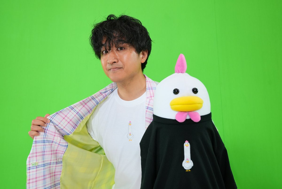 pachi2run2's tweet photo. フジテレビe!ショップより
#ぱちぱちるんるん 公式グッズが
登場しました🐔🩵🩷
ぜひチェックしてみてください👀✨

--------------------
・アクリルキーホルダー
・ステッカーセット
・刺繍Tシャツ(白・黒／110cm,130cm｜S～XLsize)
--------------------

▽詳細はこちら
https://t.co/U69ELMZZfI https://t.co/h0wQNPRzIs