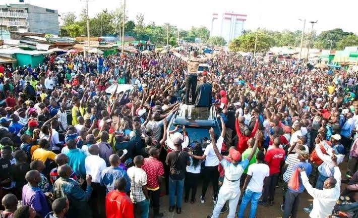 honSheldon_babu's tweet photo. Bondo, Siaya County.
20th July, 2025.

This is Babu Owino doing an impromptu rally in Bondo, Siaya County. No posters. No announcements. No Billboards. He just appeared, and the place was full to the brim. He was with MP Alfred Keter. Keter was abducted a day later. https://t.co/2tEZ0WyQd7