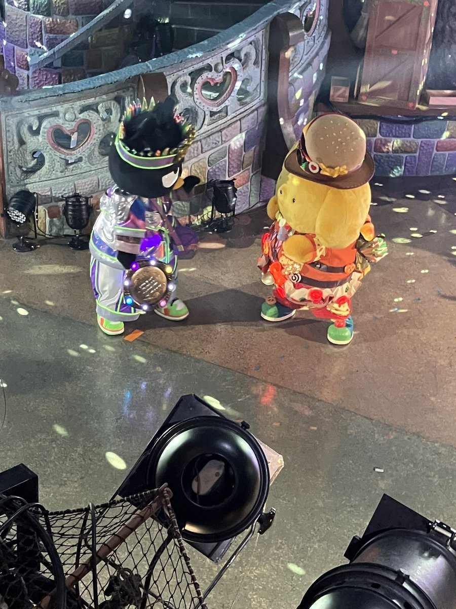ayamuraT_time's tweet photo. これだとプリ丸ど突き漫才みたいだな
「どうも、ありがとうございました〜」 https://t.co/N6DO2u3AQk