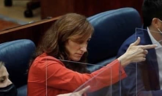 pepitoraspa's tweet photo. has mandado a Ceuta sanitarios para la crisis de enfermedades por la invasión de marroquíes.
es más fácil meterse con la gran Ayuso .
Cuando tú pistolera eres lo más nefasta como política , das pena  y asco 🤮 https://t.co/vM8he3GP53