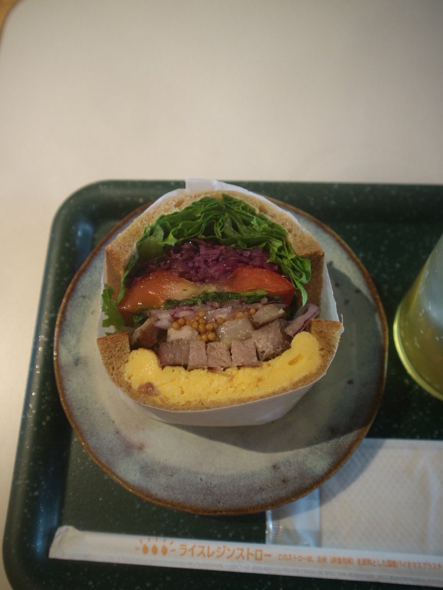zmuuu__'s tweet photo. 前に一緒に働いていた人のお店🥪 https://t.co/Z0OZw2Yke1