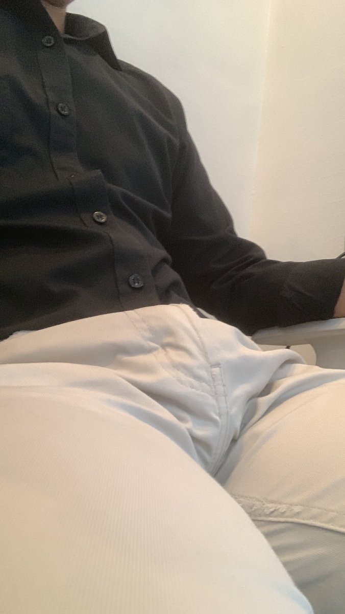 efwanalter's tweet photo. white pants covering up pre-cum/cum is a myth.

#nsfwtwtً  #nsfwtwtﾟ #nsfw #nsfwph https://t.co/VP9VlfJ96c