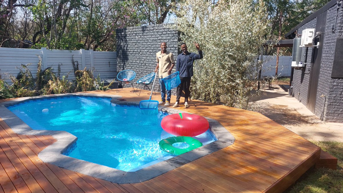 GrafitiBelaBela's tweet photo. πββοΈπΏ Our newest sparkling pool at Grafiti is getting even better!
New lawns, tiled spaces, colourful floaters and natural reeds are adding style, fun and a little extra privacy for guests staying in Rooms 20β26. π¦πΎ
#GrafitiBoutiqueHotel #BelaBela #Waterberg #NewPool #PoolLife https://t.co/lV2hYLn2pS