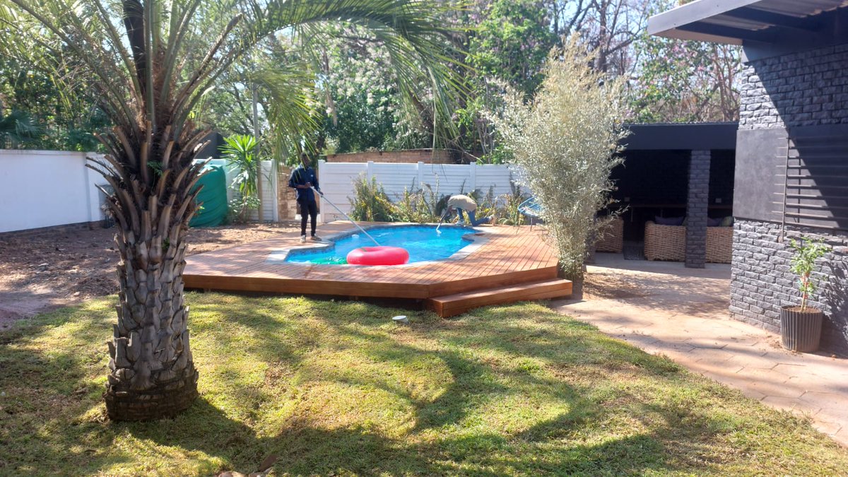 GrafitiBelaBela's tweet photo. πββοΈπΏ Our newest sparkling pool at Grafiti is getting even better!
New lawns, tiled spaces, colourful floaters and natural reeds are adding style, fun and a little extra privacy for guests staying in Rooms 20β26. π¦πΎ
#GrafitiBoutiqueHotel #BelaBela #Waterberg #NewPool #PoolLife https://t.co/lV2hYLn2pS