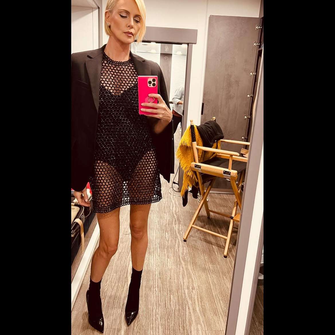 Charlize_wo's tweet photo. Something cheeky in the works…😉 https://t.co/muZmrE7Tlq