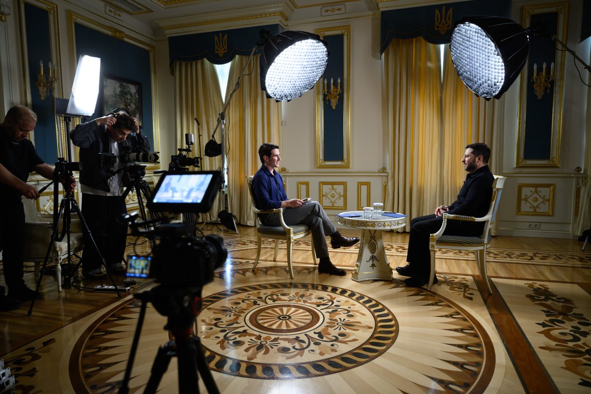 ZelenskyyUa tweet picture