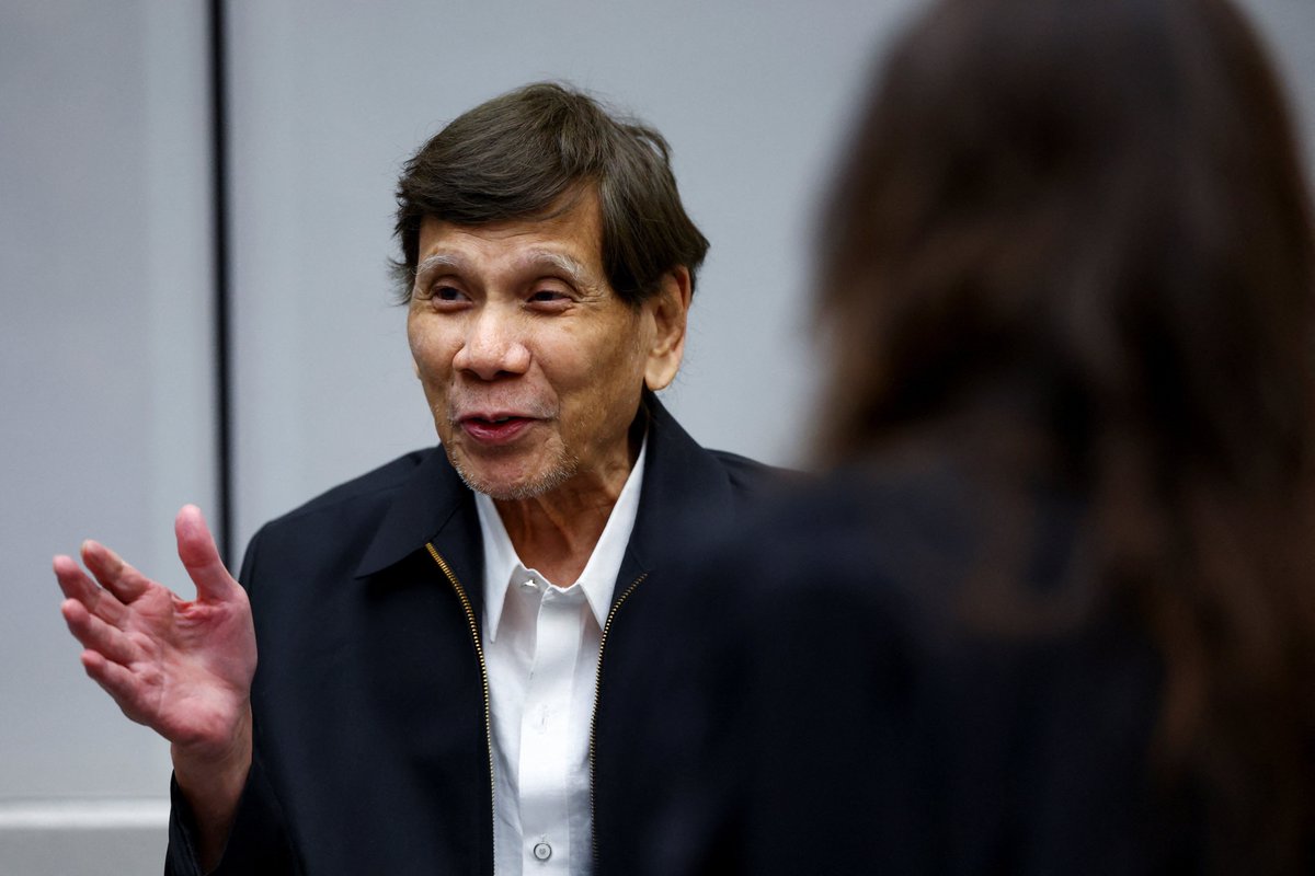 gmanews's tweet photo. FORMER PRESIDENT RODRIGO DUTERTE SEEN AGAIN AFTER MORE THAN A YEAR

Former Philippines president Rodrigo Duterte appears before the International Criminal Court, as the court hears arguments regarding Duterte's health and ability to stand trial, while he faces murder charges related to his war on drugs, in The Hague, Netherlands, Sept. 16 2026. 

COURTESY: Piroschka van de Wouw/Pool/Reuters

WATCH THE LIVESTREAM: https://t.co/HYK3Mv6uFe