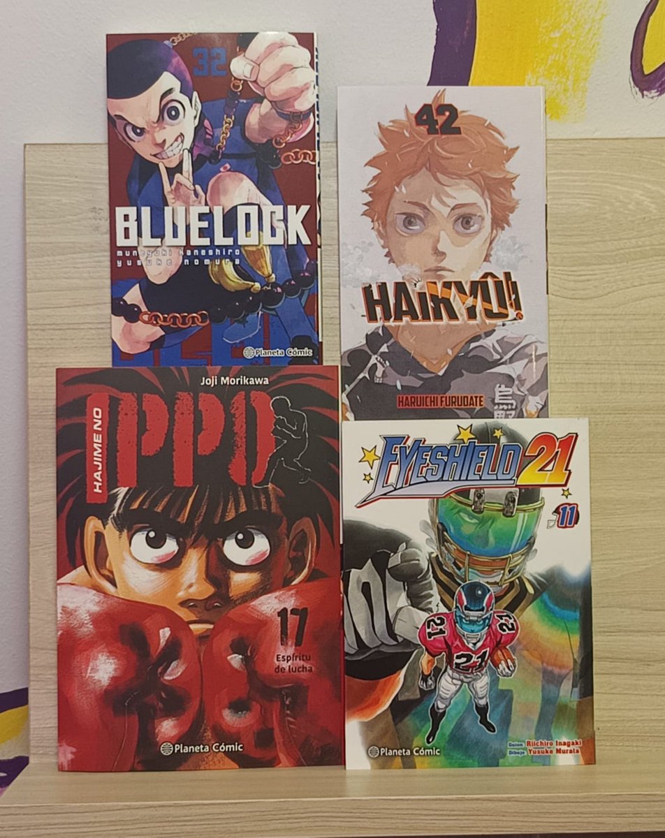 kritik_vic's tweet photo. Bon dia, novetats de la setmana de @PlanetadComic ja a les nostres prestatgeries, amb un quartet esportiu a més!
Continua el viatge de #HajimeNoIppo,nou #Haikyuu i #BlueLock i onzè ja volum del clàssic modern #Eyeshield21! https://t.co/9Y2nh3tdNz