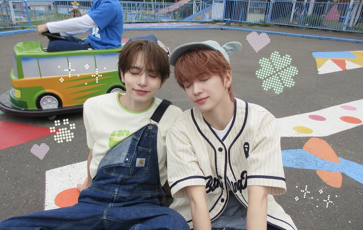 cha_renki's tweet photo. 렌키가 최애인 토모랑 같이 바이비해요..☁️ ·˚ ꒱꒱
친해져서 바이비 얘기도 같이 해요!!🪽⊹ ࣪ ˖

#토모트친소 #바이비트친소
#VIBY好きな人と繋がりたい
#TOMOと繋がりたい https://t.co/TWnlwZ7biv
