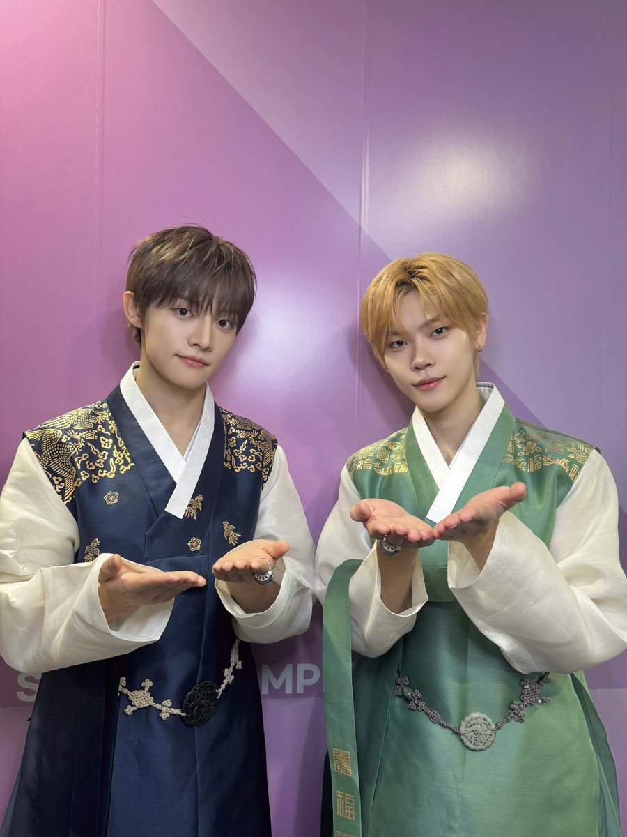 closeyoureyes_7's tweet photo. [📸] 
CLOSE UP  
260916 MBC M <쇼챔피언> 🎼

#CLOSEYOUREYES #클로즈유어아이즈
#CYE #클유아 
#JEONMINWOOK #전민욱 
#JANGYEOJUN #장여준 
#256thNote https://t.co/vyE0Q4B9R5