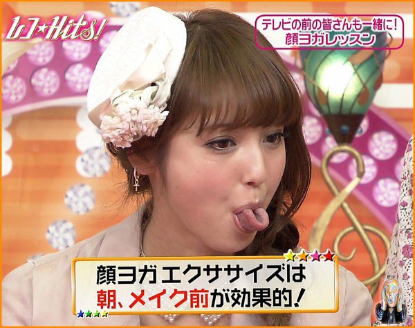 dsduf4's tweet photo. 人妻のベロ出しは無敵過ぎませんか？👅
#佐々木希
#舌フェチ　#ベロ出し https://t.co/qoDbF2l86Y