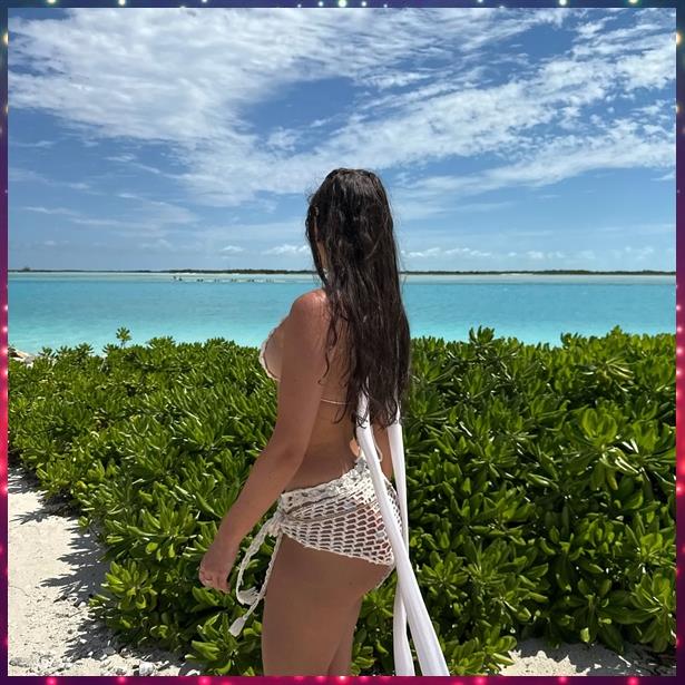 Beatrizlima_1's tweet photo. daha WhatsApp İletişim: 0501 649 84 45 https://t.co/xtRRrGfxuM Bir anlık gülüşün bile 
@乂esCort乂@
 günün bütün havasını değiştirebilir. ✨ #diyarbakır #diyarbakırbayan #çınar https://t.co/3Iu6mWmIQP https://t.co/Ju6T5rniCg