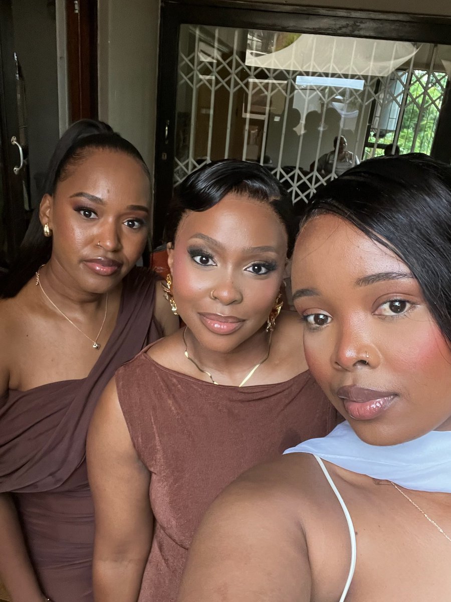 itsmuzoli's tweet photo. Sasibahle 🥺 https://t.co/kY5DRsbpQj