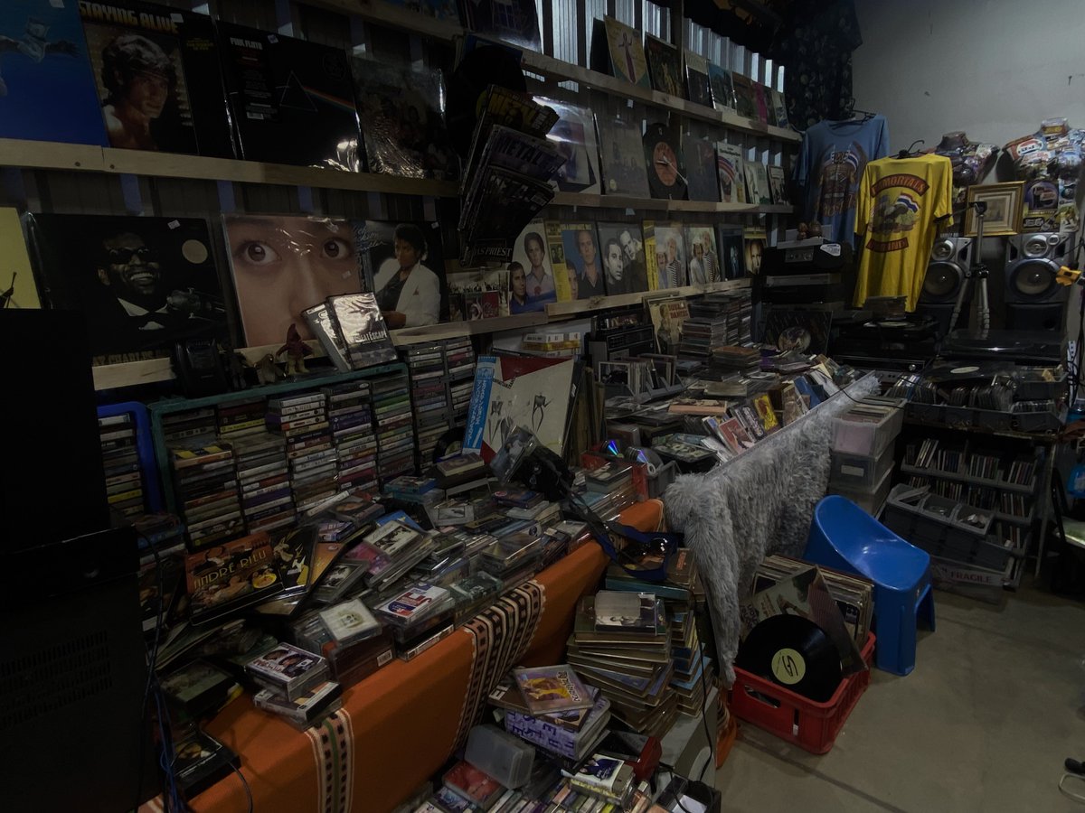 jurz_____'s tweet photo. just found thrash วงไทยที่รัก https://t.co/hL1Zm9005o