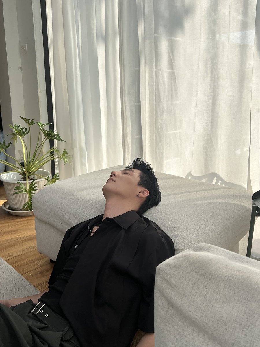 Titletnt's tweet photo. อ่าวพี่…😏😏

The Crow Club Q22

#อีกาสมาคมQ22 https://t.co/D8fXsFAWYq