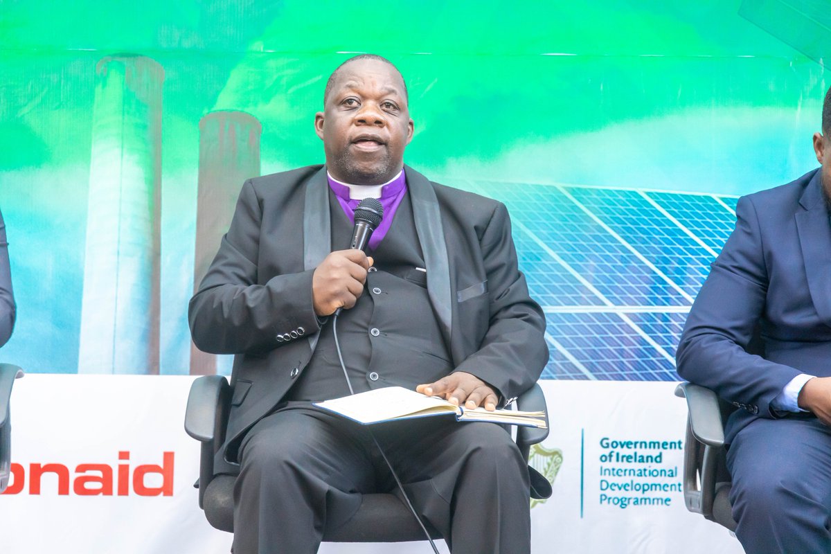 GreenFaithMW's tweet photo. Quoting Genesis 2 v 15, Bishop Stanford Kapanda reminds us all that we are custodians of the earth. He also shares on the role of the faith institutions in advancing justice for our planet and people.
@ACTAlliance @actionaid_mw @OxfamMalawi @cisonecc_malawi @GreenFaith_Afr https://t.co/oWGI2d5W5H
