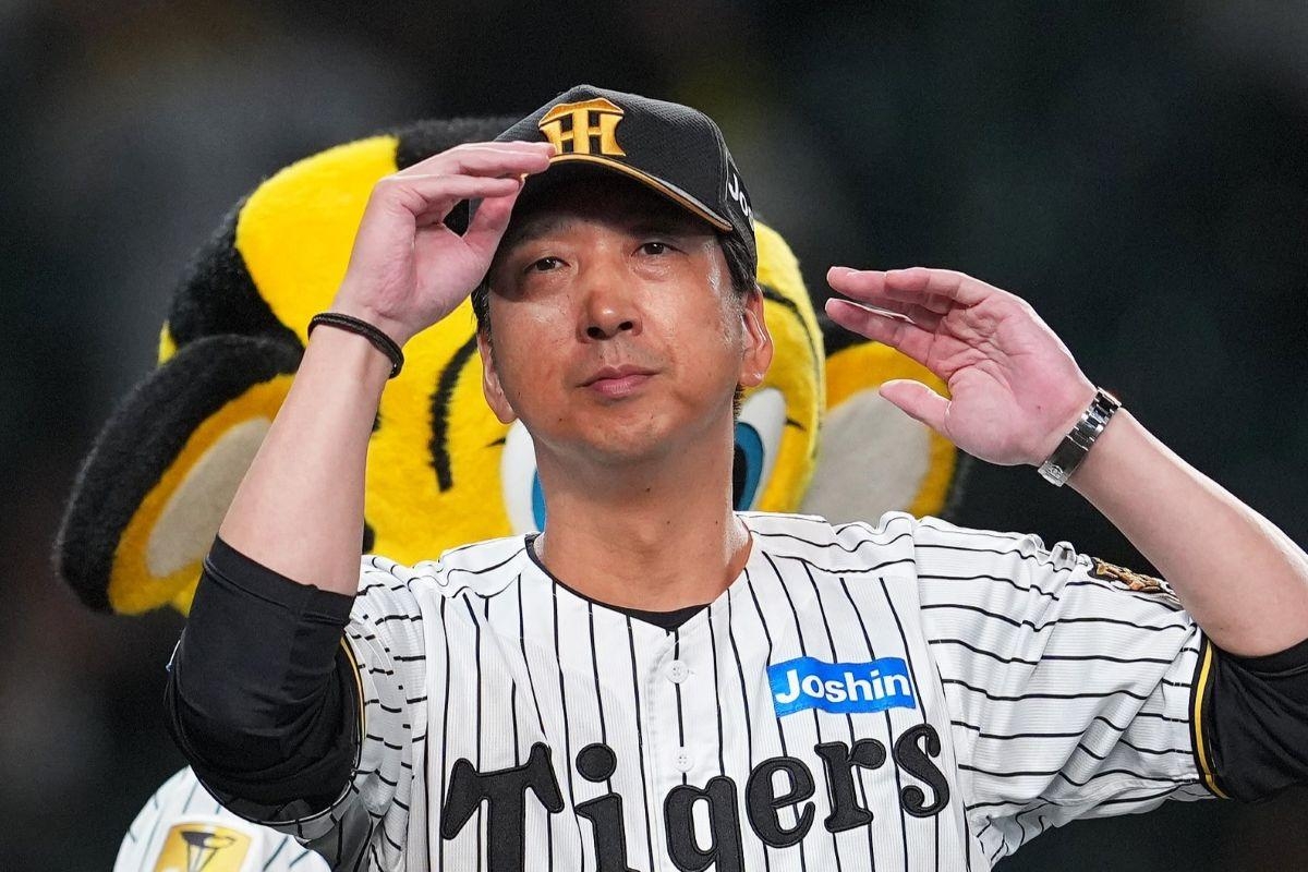 news_postseven's tweet photo. 【このままでは藤川阪神はダメになる】

球界の御意見番・広岡達朗氏が語る泥沼7連敗の原因

「エラーはするし進塁打もできない」
「普段からやるべき事をやっていない証拠」と叱咤
https://t.co/u7fVsDFPWn
「監督やコーチが教えるべき事を教えていない。ということは教えるべき事を知らないんだよ。
勉強が足りないから教えられないんです」